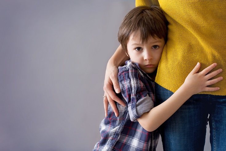 Puede que los gritos sean efectivos momentáneamente, pero no es la mejor manera de educar a tus hijos