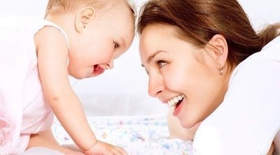 7 cosas que puedes decir a tu bebé... ¡pero nunca a tu pareja!