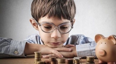 Lecciones de dinero que te enseñan tus hijos